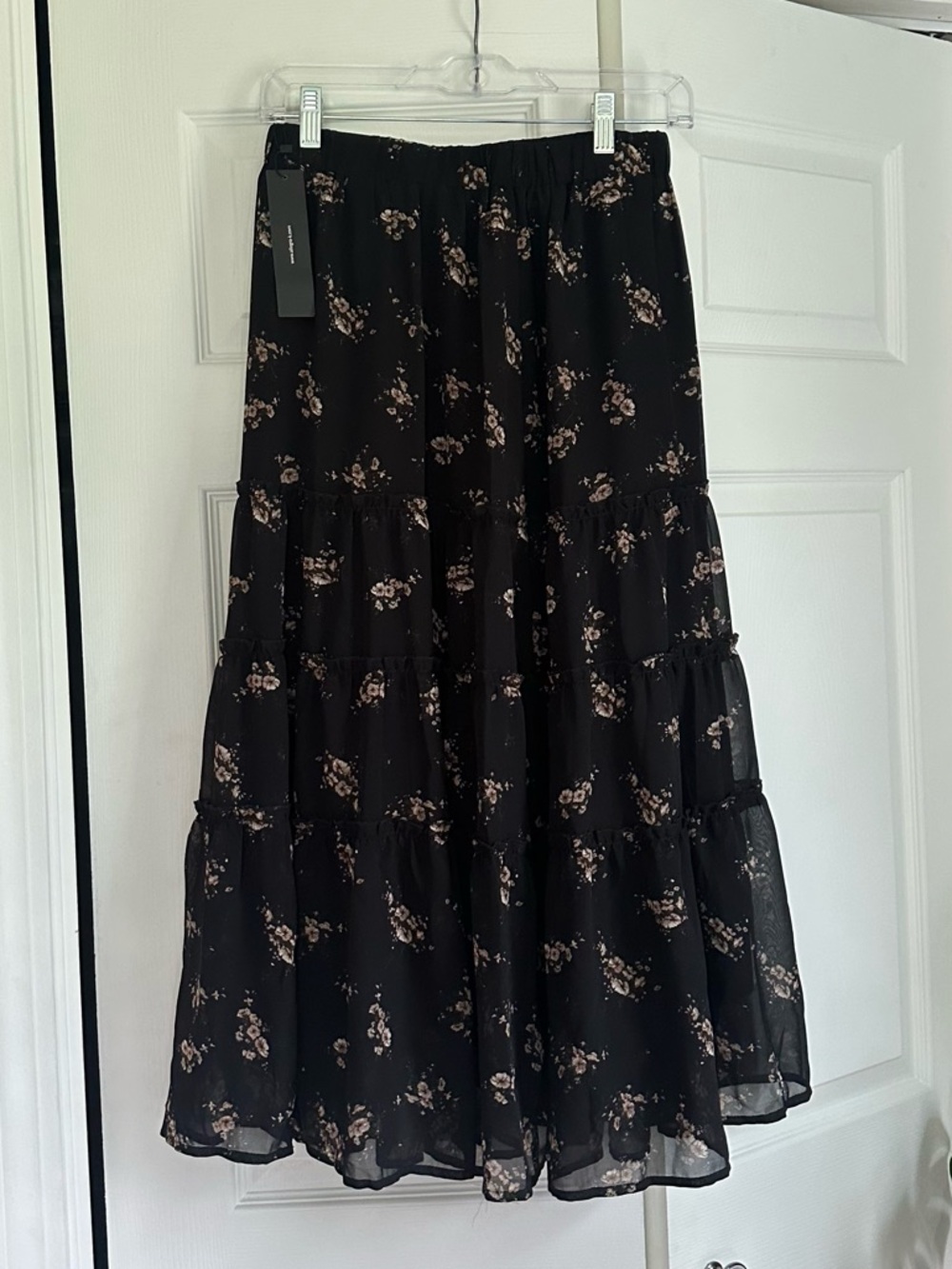 Allegra K Black Maxi Skirt with Cream Floral Print